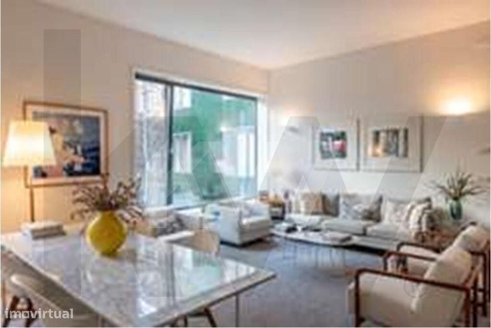 Apartamento para arrendar num edifício projetado por um arquiteto de r