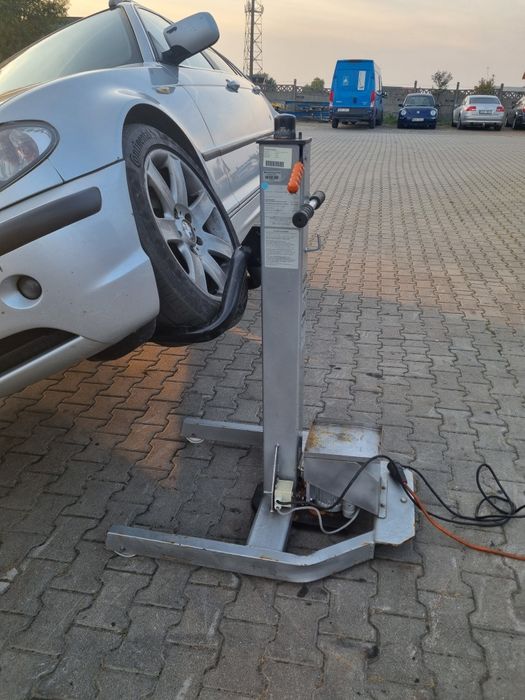 Podnośnik samochodowy mobilny PROFIMASTER 3000