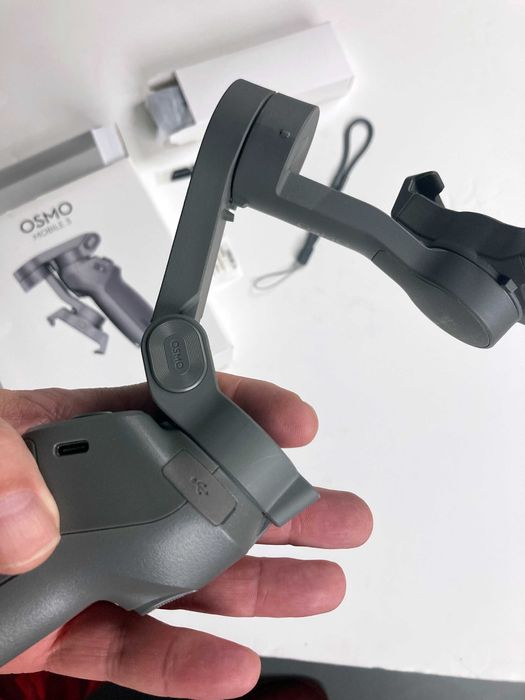 Gimbal DJI Osmo Mobile 3 - ręczny stabilizator do smartfona - jak nowy
