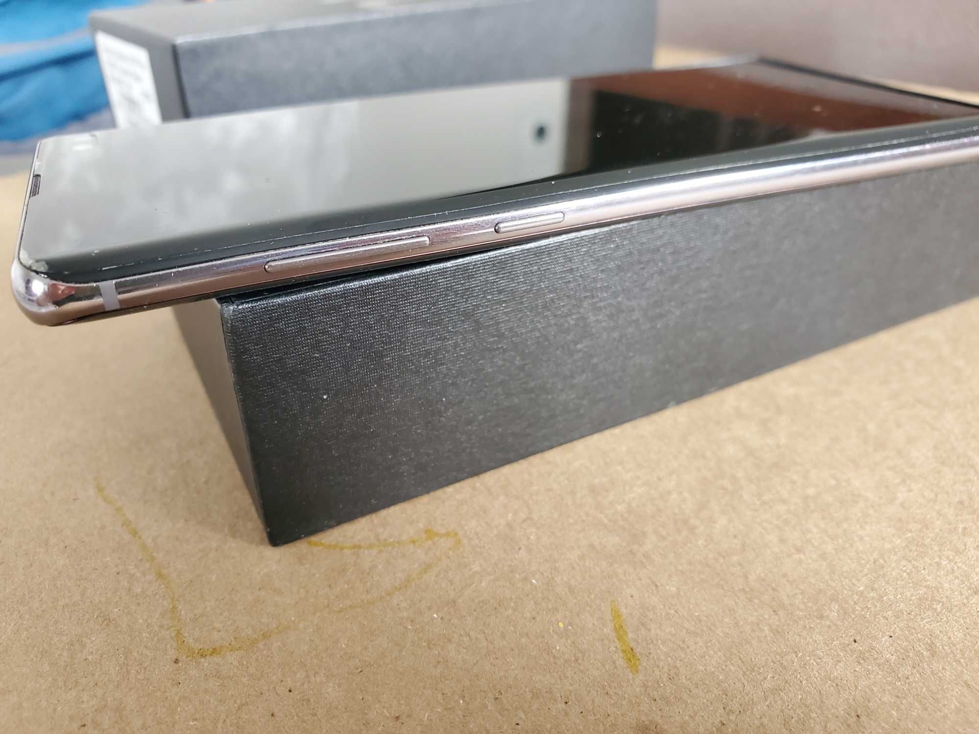 Samsung Galaxy S10 Plus 8/128 GB Black SM-G975F/DS