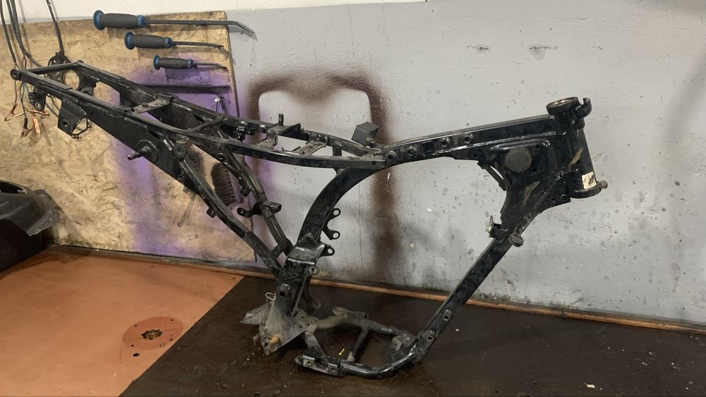 Рама Bajaj Boxer 2024