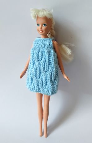Rękodzieło wykonana z włóczki sukienka dla Barbie