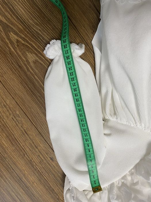 Продам святкову сукню на дівчинку