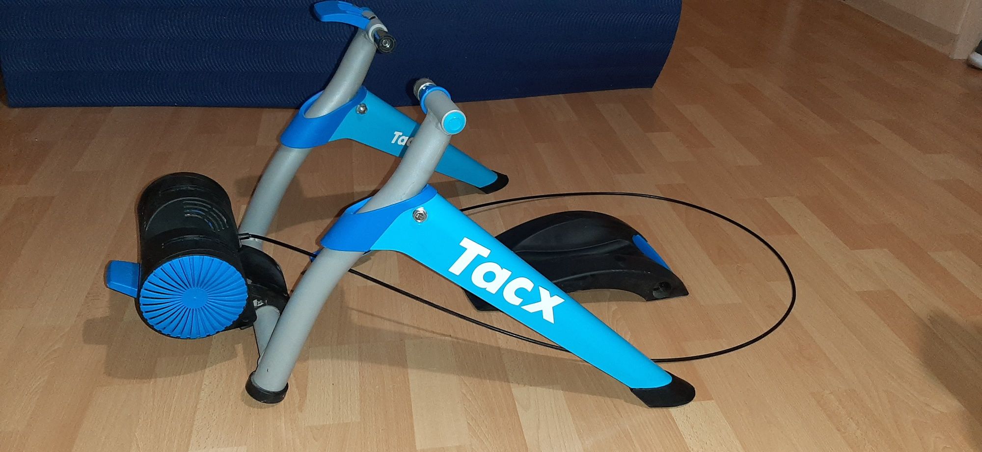 Trenażer Tacx Booster