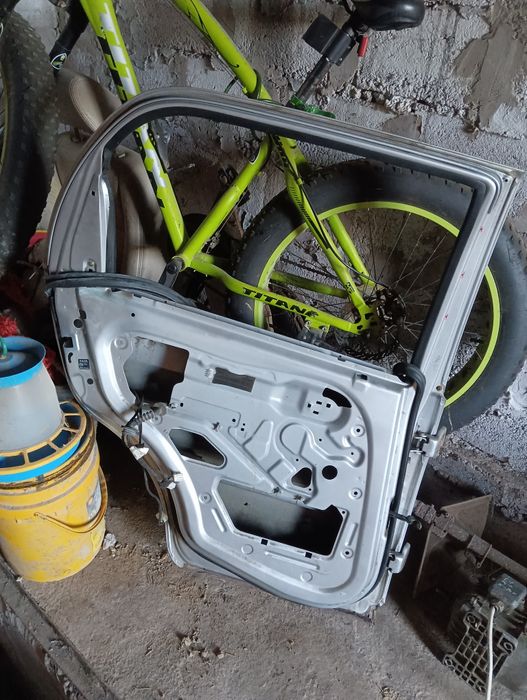 Двері задні ліві Cherry qq