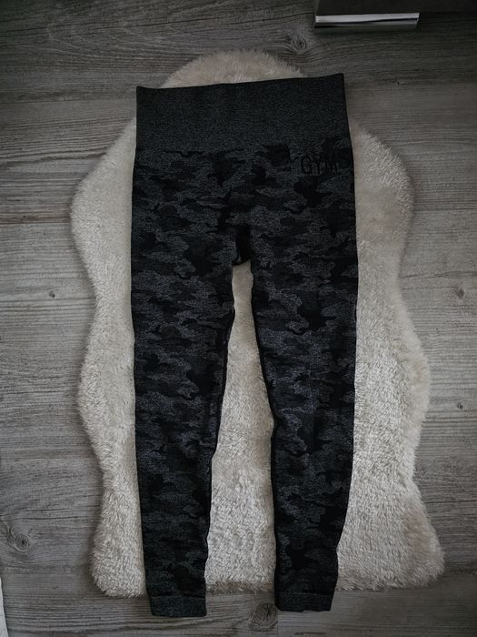 Legginsy gymshark Rozmiar S Camo Moro Wysoki stan spodnie Gymshark