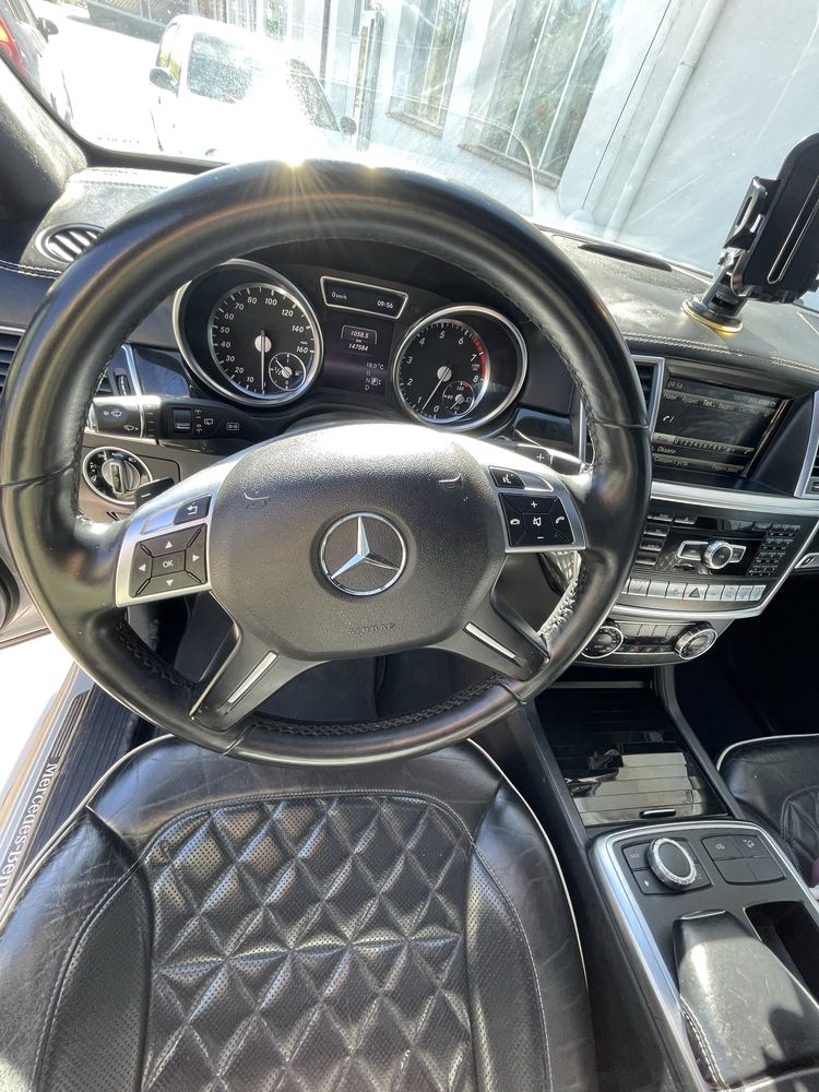 Mercedes Benz GL