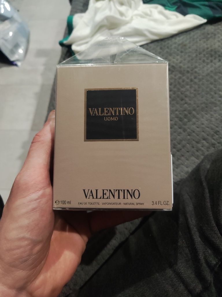 Sprzedam nowy orginalny perfum Valentino