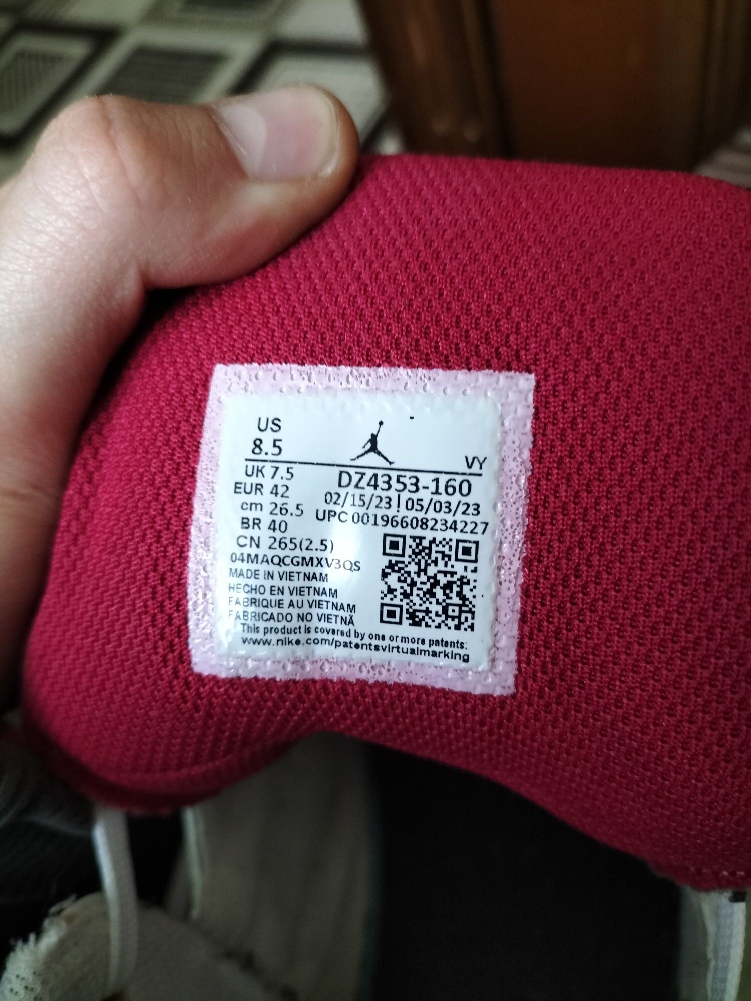 Кросівки Nike Jordan Max Aura 5 | Оригінал | Розмір 42 (US 8.5)