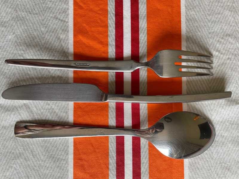 Talheres Inox (18 peças)