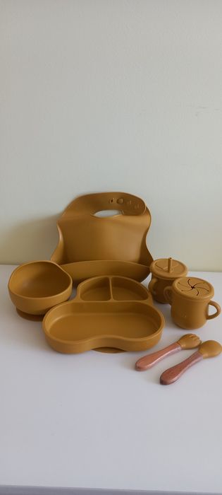 Силікований посуд для годування