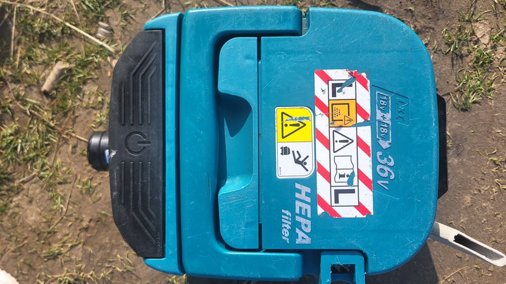 Пилосос акумуляторний Makita DVC157L 36V