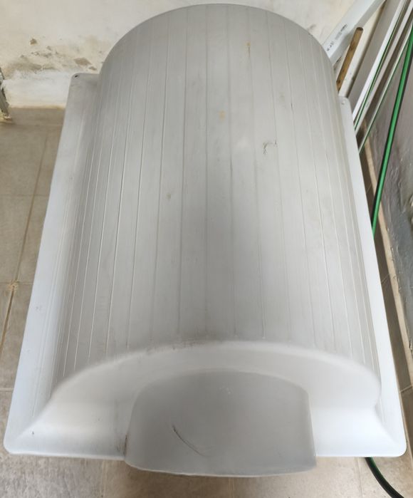 Casota de Cão em PVC. Excelente Estado