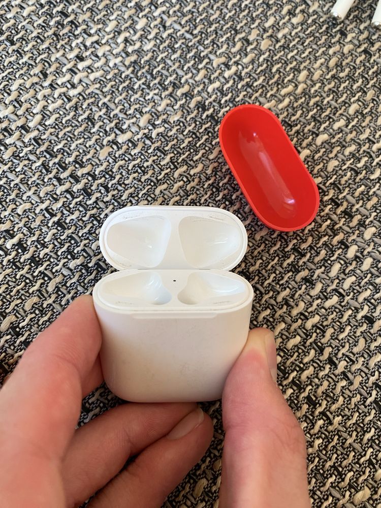 Apple AirPods 1 оригінал з зарядним кейсом + чохол