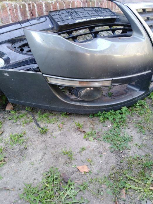 Zderzak Passat b6 kompletny zobacz foto w kolor