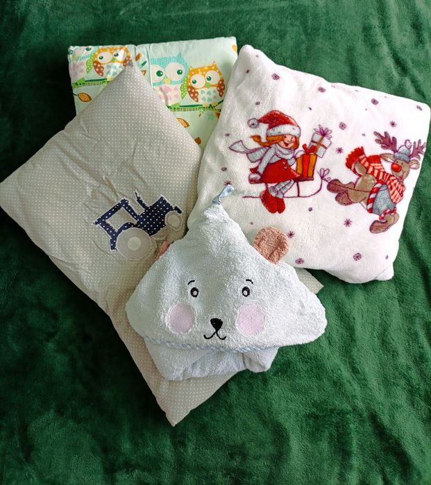 Ręcznik kąpielowy dla dzidziusia i poduszki