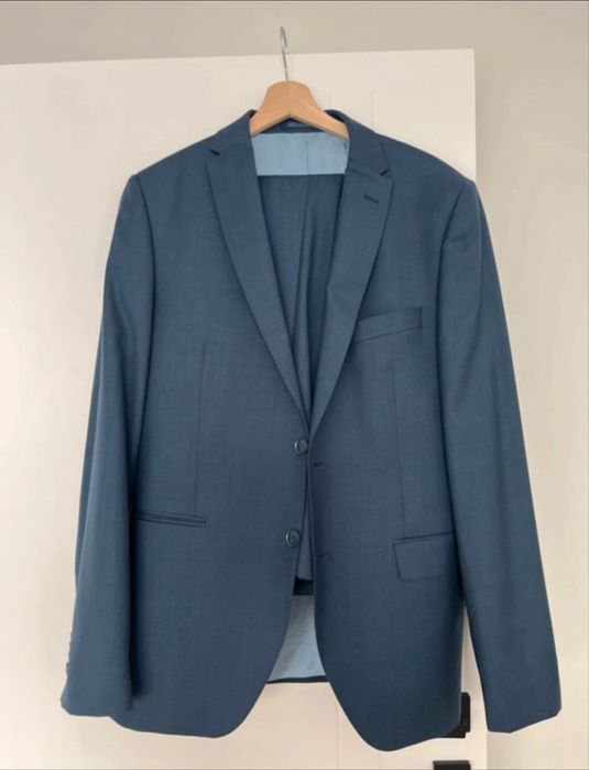 granatowy garnitur Lancerto