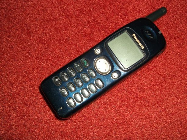 Мобильный телефон из 2000г. Panasonic EB GD-90