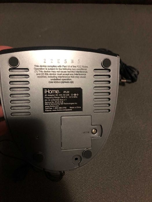 Стерео FM-годинник iHome iPL22 з док-станцією для iPhone на Lightning