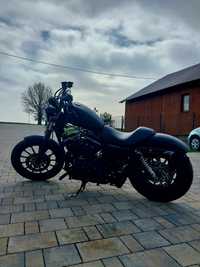 Harley-davidson black 883 xl sportster