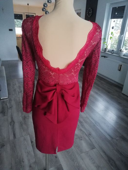 R. S M bordowa sukienka koronka kokarda odkryte plecy