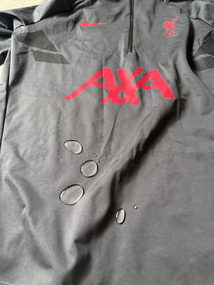 Ветровка Nike Liverpool