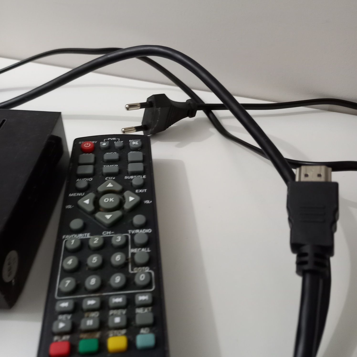 to dekoder DVB-T2, model Manta DVBT015.