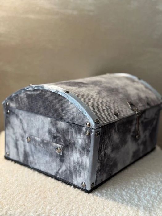 Ręcznie wykonan Kufer