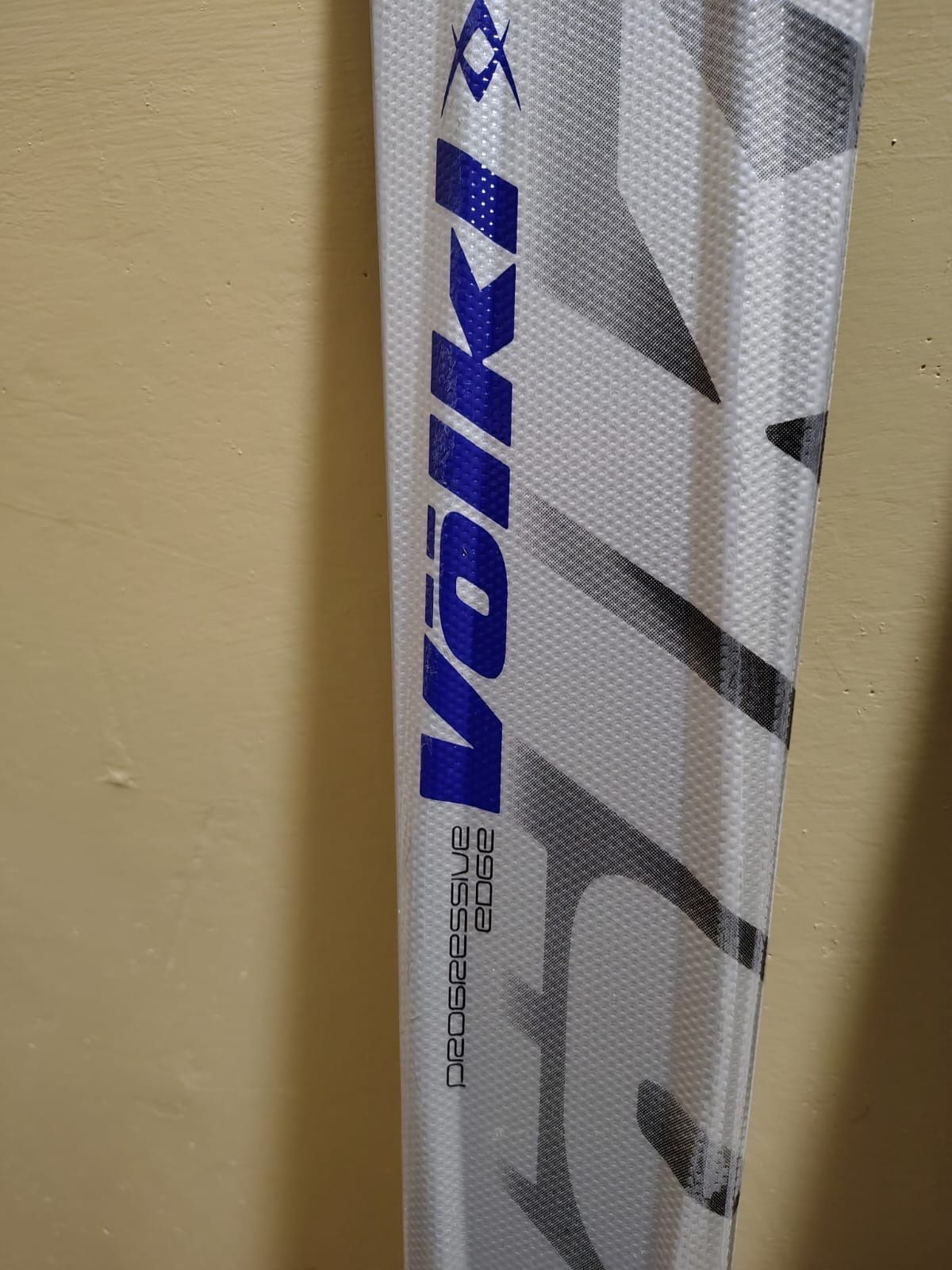 Narty zjazdowe 163 cm Volkl plus torba