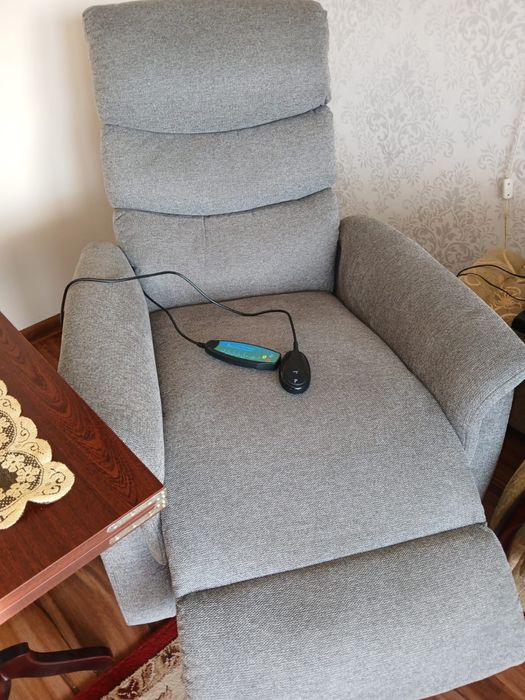 Fotel podgrzewany z funkcją masazu