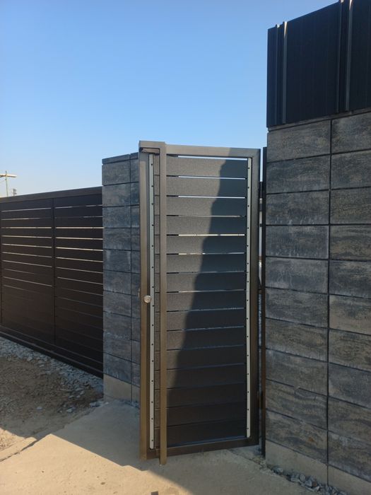 Виготовлення відкатних воріт та навісів під авто