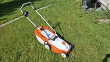 Kosiarka elektryczna Stihl Rme 235 dwa noże w zestawie