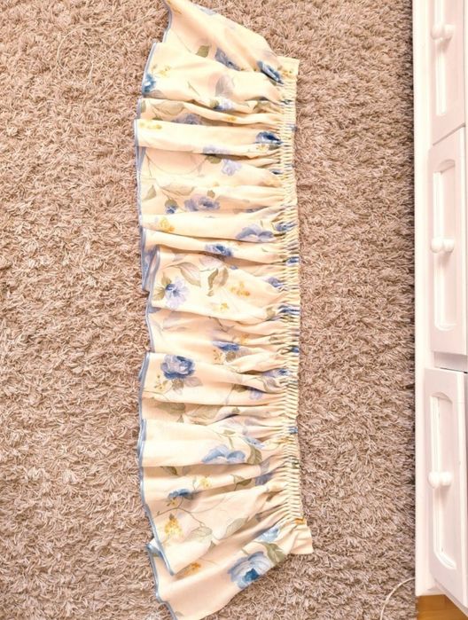 Komplet zasłon szytych na wzór angielski: 2 kotary+lambrekin