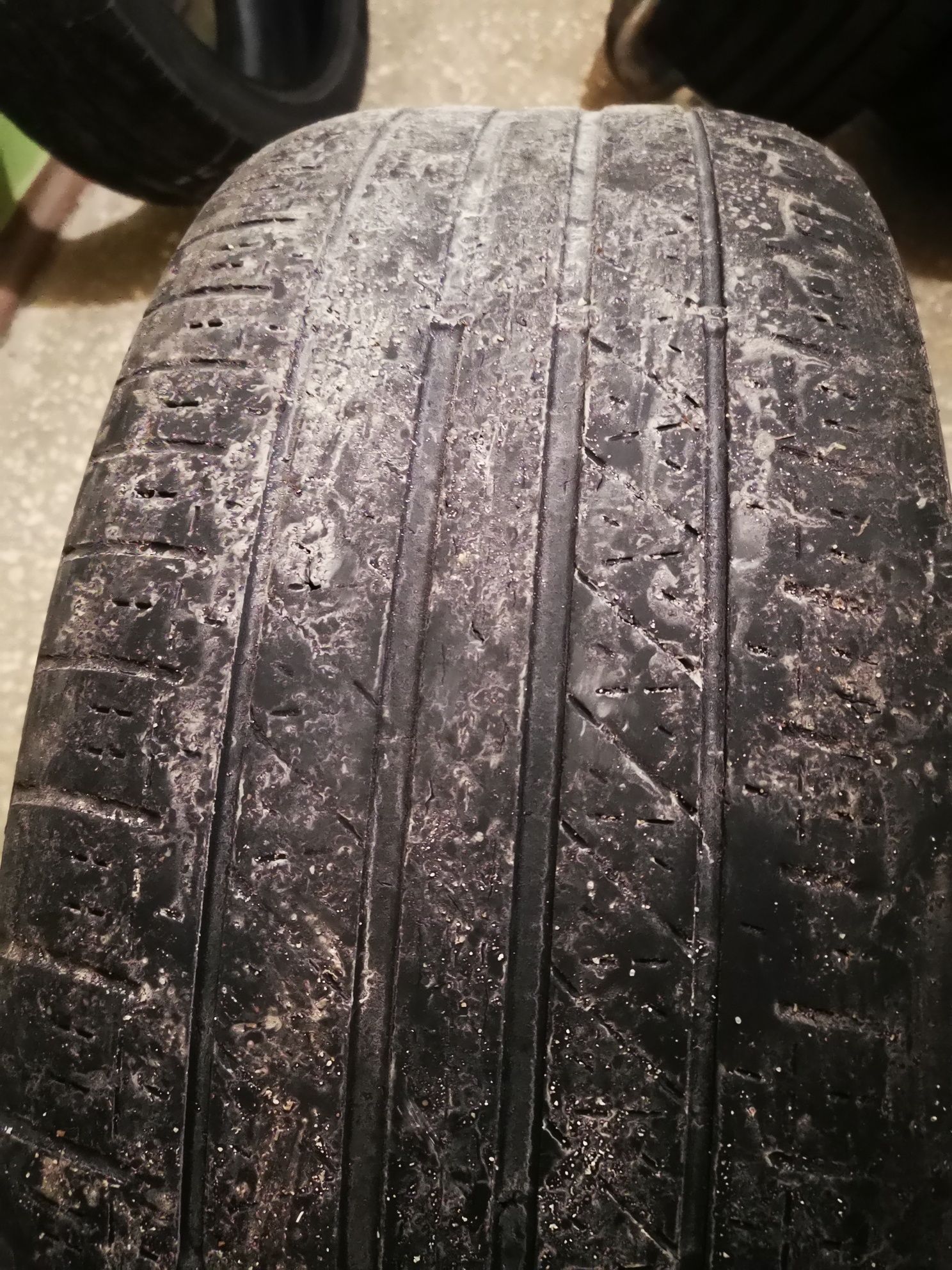 Покришки Dunlop 5000 225/45 r 19