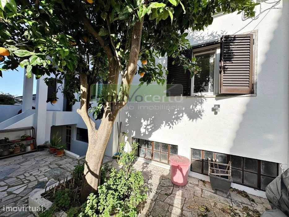Excelente T1 em Porto Salvo, Oeiras. Com cozinha totalmente equipada