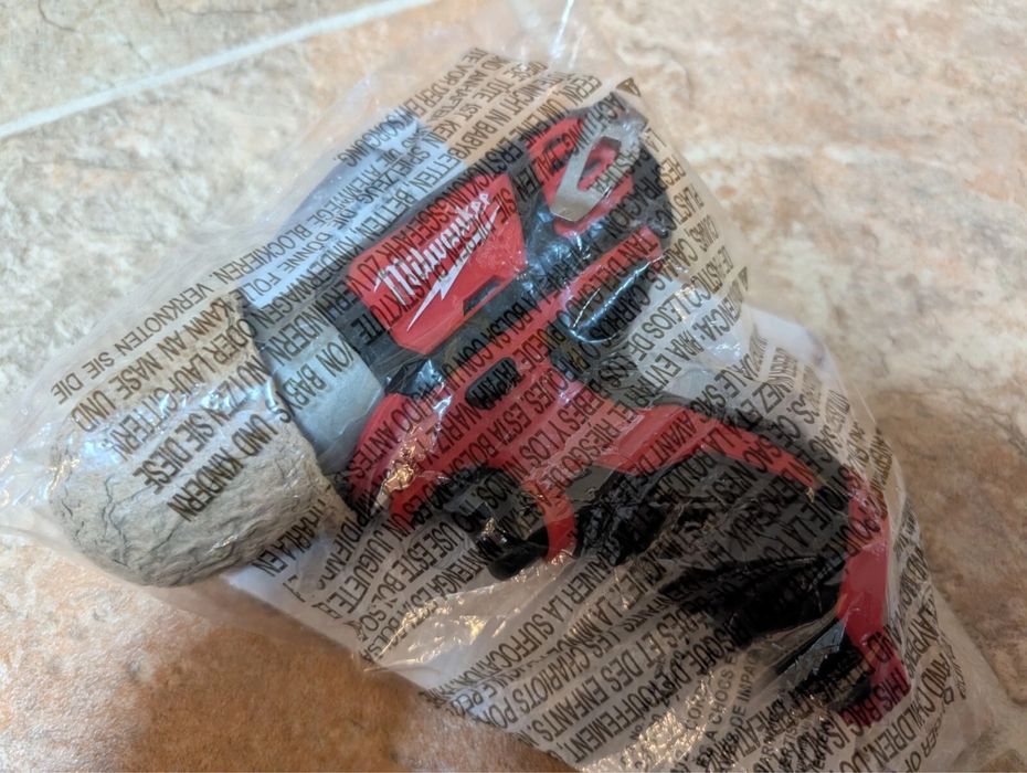 Оригінал Milwaukee 2463-20 Акамуляторний гайковерт ударний