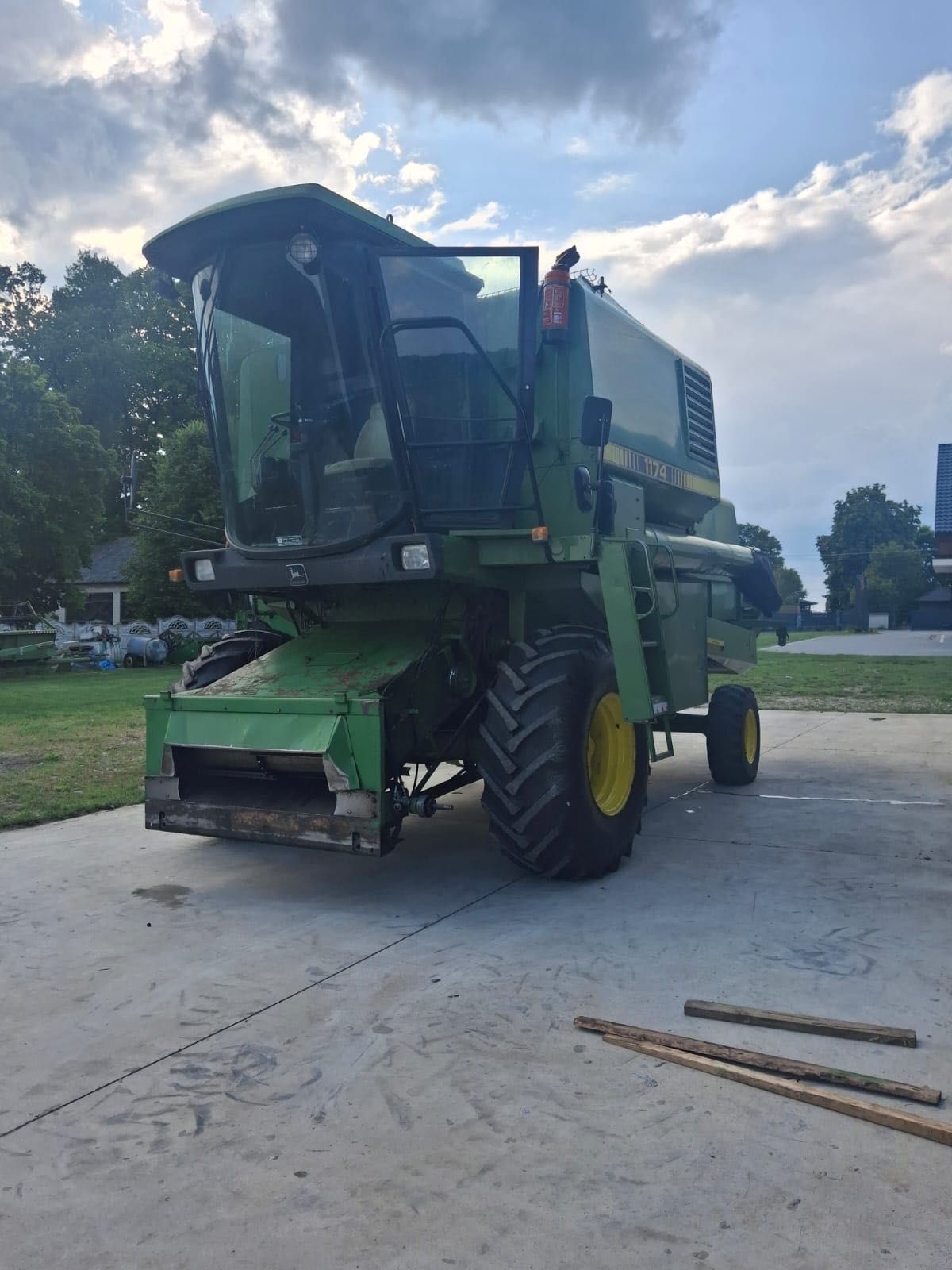 Комбайн John Deere