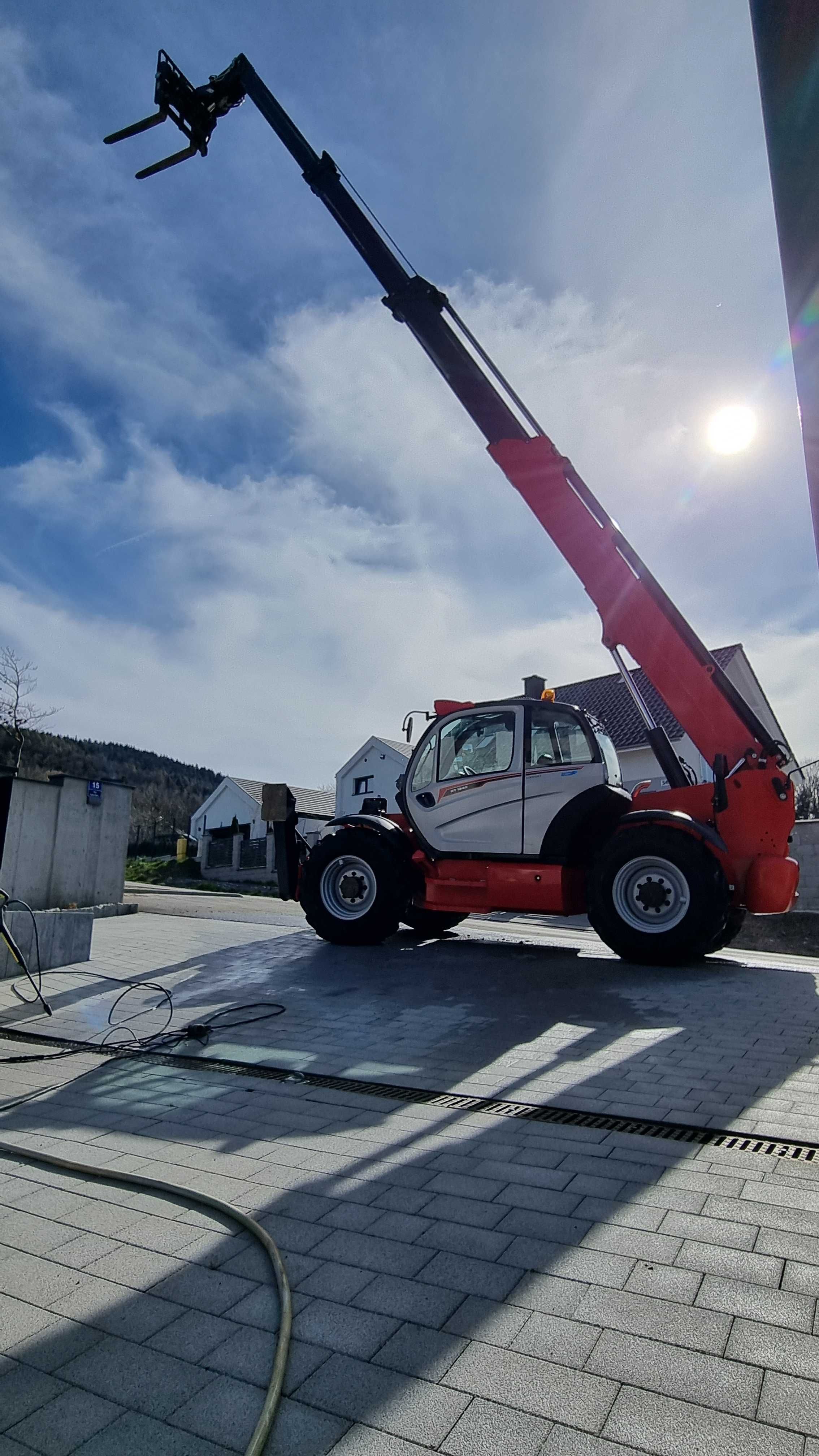 wynajem ładowarki  teleskopowej o udźwig 4000 kg i wysiegu 18m