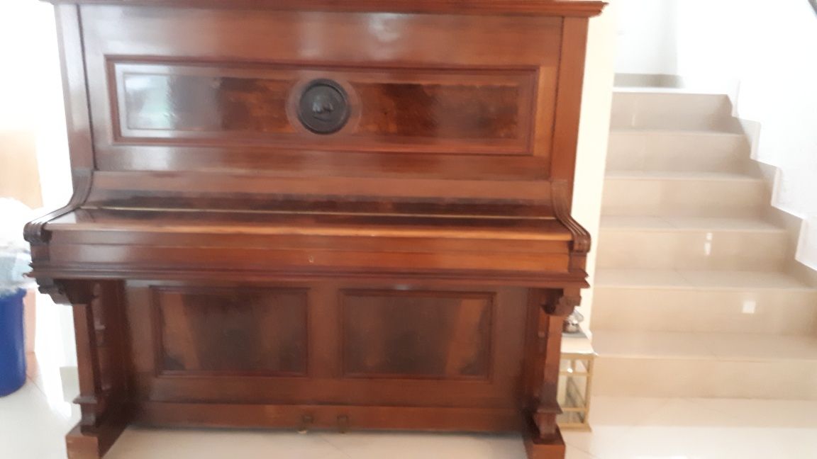 Antyk 130 letnie Pianino Arnold Aschaffenburg