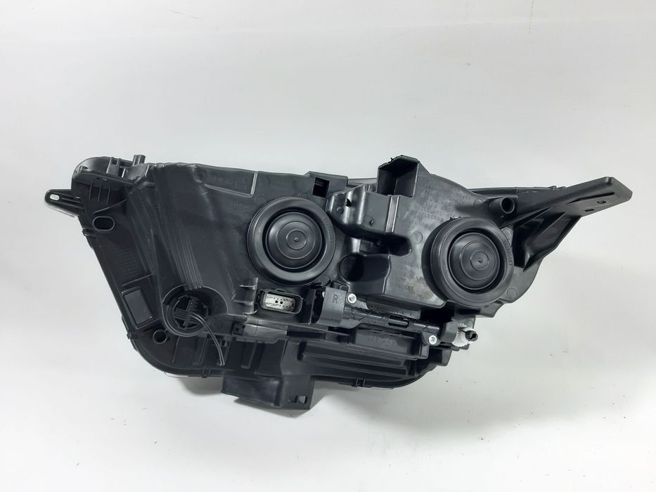 Фара передня права Ford Edge 2015-2018 (FT4Z13008L)