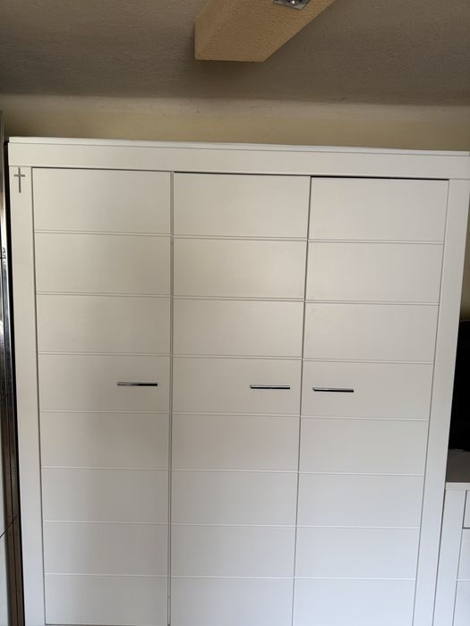 Biała szafa Agata meble