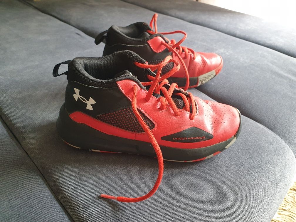 Adidasy za kostkę chłopięce Under Armour r. 35.5