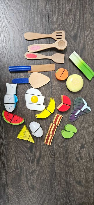 Drewniane jedzenie do krojenia