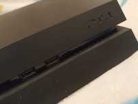 PlayStation 4 - PS4 1TB + jogos