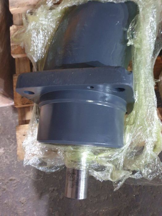 Гідравліка гідромотор гідронасос до імпортної техніки ремонт