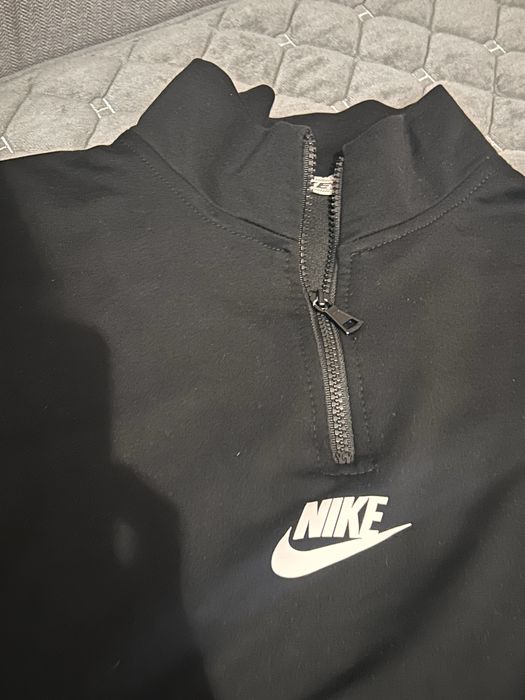Спортивна кофта Nike