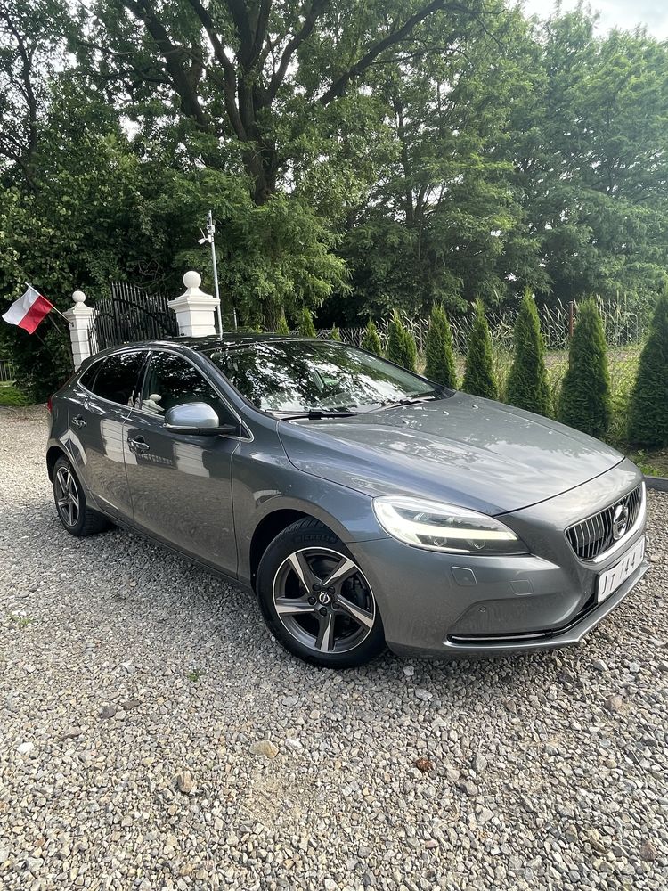 Volvo V40 D2 120 PK INSCRIPION 2016r Skora/Alu/Pano/Nawi/Kamera/ FUL!