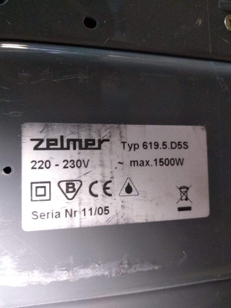 Odkurzacz Zelmer Wodnik Trio model 619.5.D5S