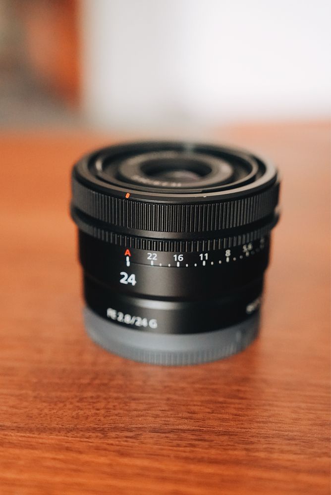 Lente Sony 24mm F2.8