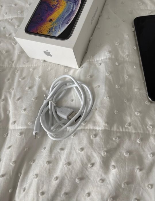 iPhone XS 256GB srebrny silver kondycja baterii 73%